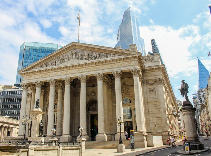 The Bank of England and Table Mountain